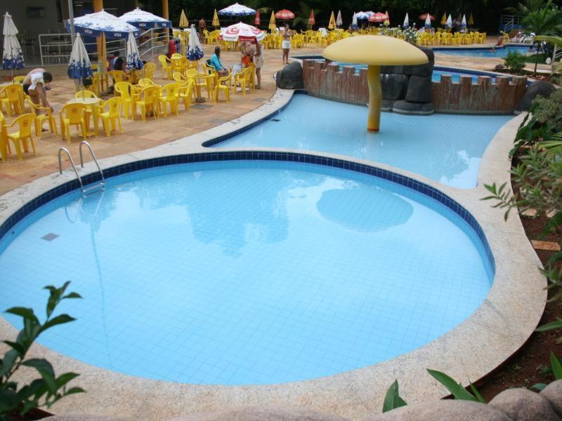 Golden Dolphin Leisure 24-hour Pools Apartamento Caldas Novas