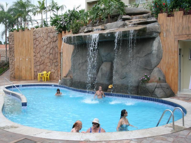 Golden Dolphin Leisure 24-hour Pools Apartamento Caldas Novas